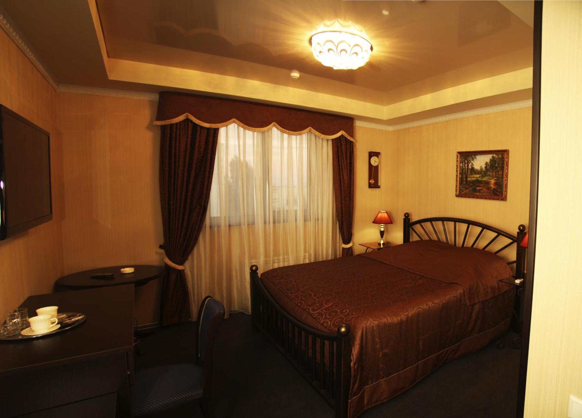 Plaza Hotel Volgograd Ngoại thất bức ảnh