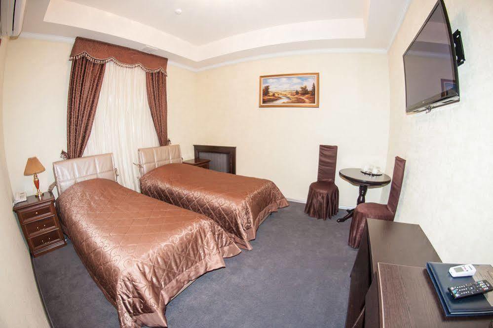 Plaza Hotel Volgograd Ngoại thất bức ảnh