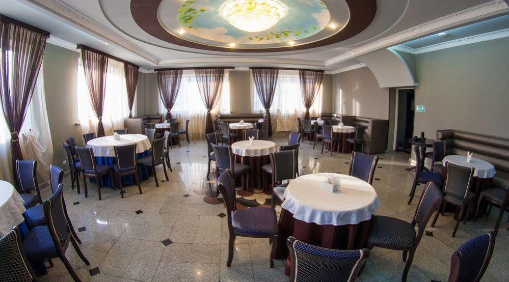 Plaza Hotel Volgograd Ngoại thất bức ảnh